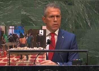 שקט מתוח: הסכם הפסקת האש נכנס לתוקפו