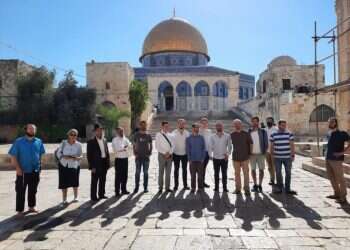 יהודים בהר הבית. צילום: באדיבות המצלם ניצחון מתוק: 20 שנה של שינוי תודעה בהר הבית