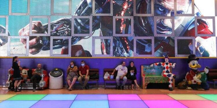 התקהלויות מותרות, המסכות ממשיכות: ישראל נפרדת מהתו הירוק