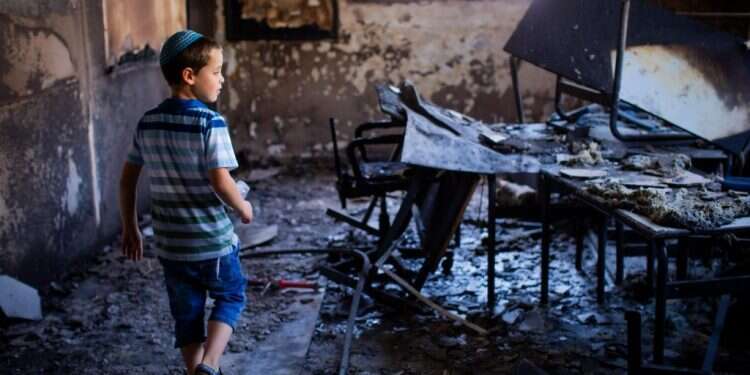 הכיתות נותרו מפוייחות. לוד. צילום: אריק סולטן הפרעות שהציתו את לוד: "ראינו פוגרום מול העיניים"