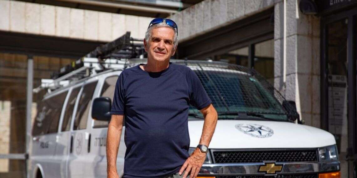 קצין המשטרה שהואשם בוועדת אור: "כבלו את ידי השוטרים"