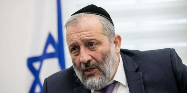 ח אימת הישיבה באופוזיציה לא ניתקה את החרדים מנתניהו, בניגוד לתקוות השמאל