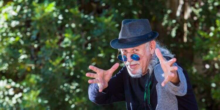 שלמה גרוניך. צילום: יהושע יוסף לא רק שירים פשוטים: מפרשת השבוע לשלמה גרוניך