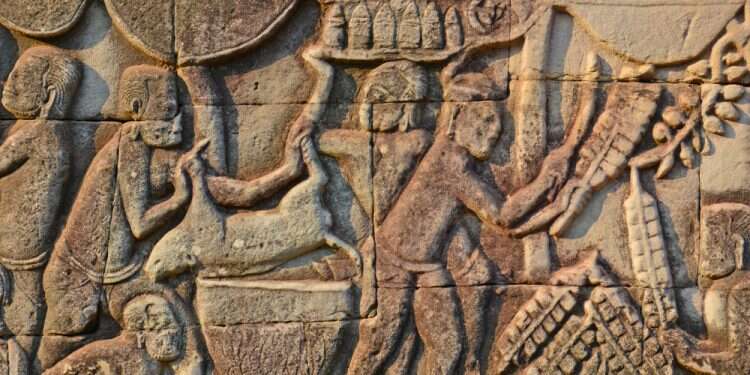 תחריט עתיק של הקרבת קורבנות לעבודה זרה. צילום: שאטרסטוק מדוע שחיטת קורבן אינה נחשבת לעבודת קודש?