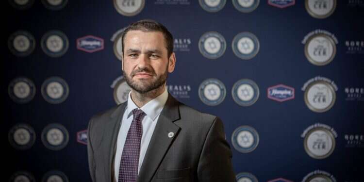 הרב מרדכי אליעזר באלה בועידת רבני אירופה באנטוורפן. צילום: אלי איטקין הרב החדש של צבא גרמניה: "נסייע לכל יהודי"