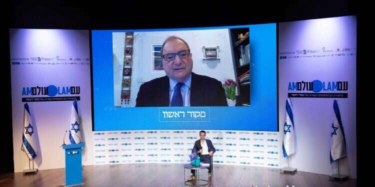 צפו: ריאיון אחד על אחד פול גרוס עם אייב פוקסמן