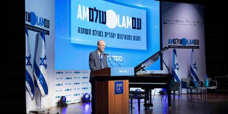 צפו: דברי פתיחה חגי סגל – ועידת עם עולם 2