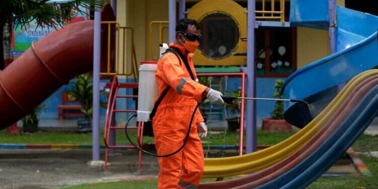 הקורונה שוב פה: 138 חולים נוספים אומתו