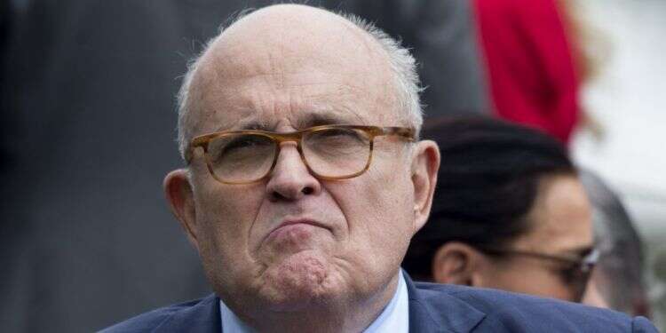 רודי ג'וליאני. צילום: EPA בעקבות מעשיו בבחירות: רישיון עריכת הדין של רודי ג'וליאני הוחרם