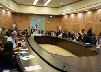 הקואליציה דחתה את ההצבעה על חוק האזרחות מחשש להפסד