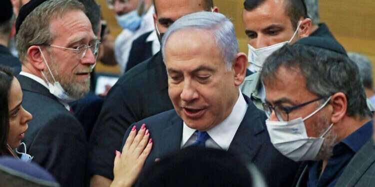 ראש הממשלה נתניהו בכנסת. צילום: AFP האגו והברית: תובנות ומסקנות על הממשלה הנרקמת