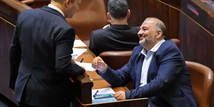 מועצת יש"ע לראש הממשלה: קדם אישורי בנייה ליו"ש במנהל האזרחי