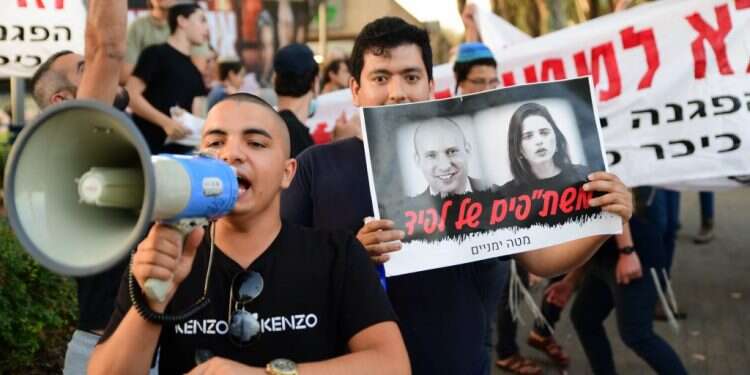 חסר אמינות, חסר מעצורים: האקזיט השני של נפתלי בנט