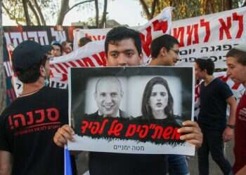 ממשלת בנט־לפיד: חגיגה גדולה של רואי השחורות