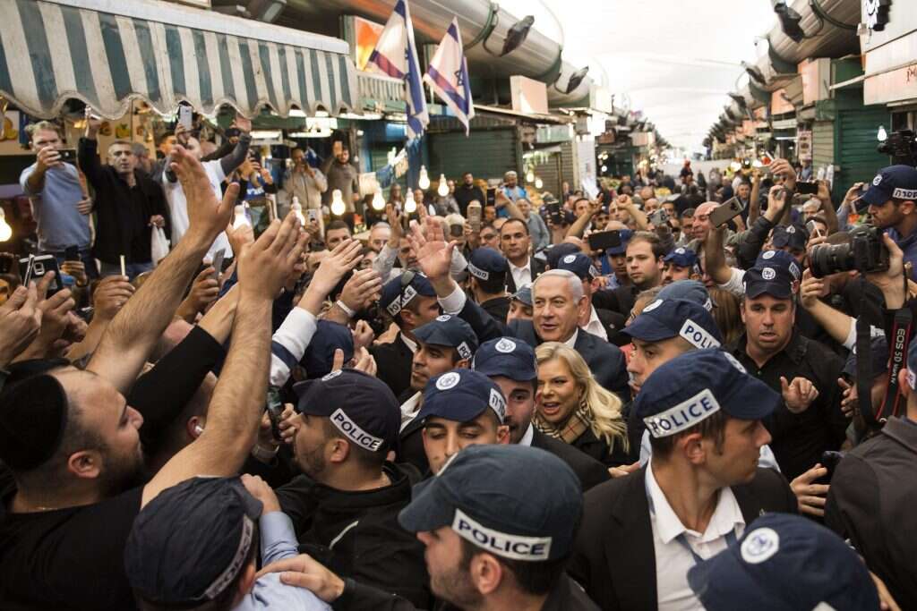 מנהיג תחת השמש: הקרבות, הניצחונות והכישלונות של בנימין ...