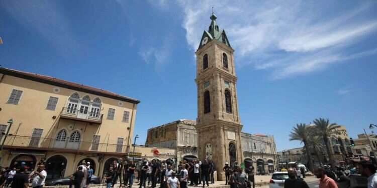 הפגנה של ערביי יפו בכיכר השעון, בשנה שעברה. צילום: גטי אימג'ס מה גרם לאחת הדוברות הבולטות של יו"ש לעבור לגור ביפו