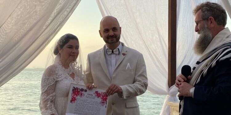 פנים אל מול פנים: הרב אליהו בירנבוים חוזר לקהילות בתפוצות