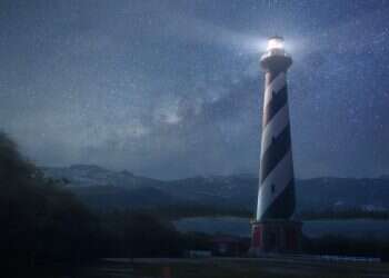 מאיר לנו מתוך השחור: נחש הנחושת מחייב להתבונן