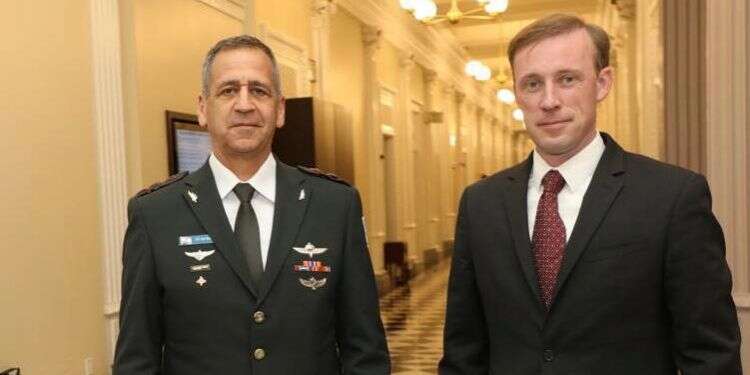 תקלות במתקני גרעין וכוכבי בוושינגטון: שאלה של תזמון?