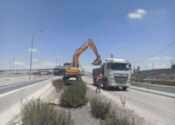 עבודות סלילת שיקוע קלנדיה. צילום: דוברות בנימין הקץ לפקקים בציר 60? החלו עבודות סלילת "שיקוע קלנדיה"