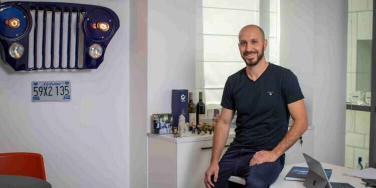 רועי אלבז. צילום: אריק סולטן