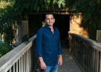 "היום אני כבר לא מפחד להיות גבר פגיע"