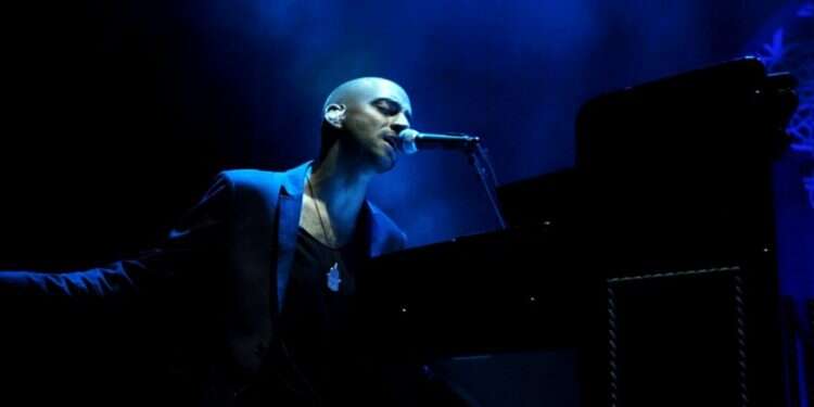 עידן רייכל. צילום: אלעד ויסמן רוני דלומי מצליחה לשמור על חיוביות. עד שהיא לא