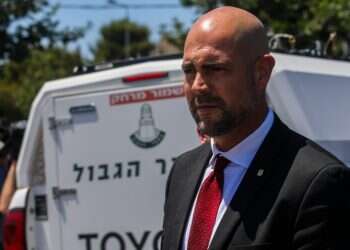 כך מתכנן אוחנה להשיב את הסדר לרחובות ואת התמיכה למשרדו