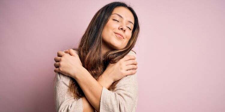 צילום: שאטרסטוק להתמכר, להעריץ, לאהוב: כך נימנע מעבודת אלילים מודרנית