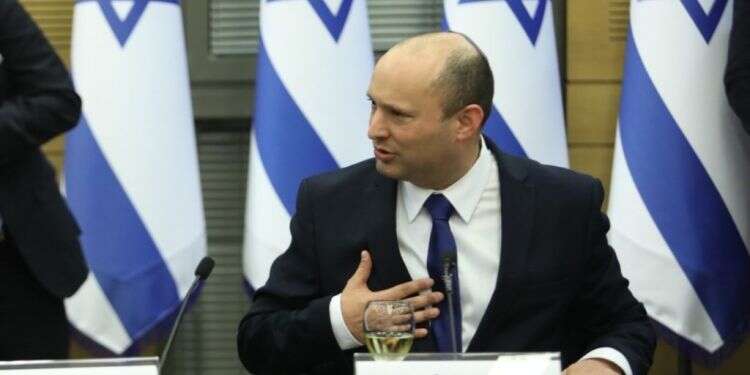 בנט בישיבת הממשלה הראשונה: "אנחנו בפתחם של ימים חדשים"