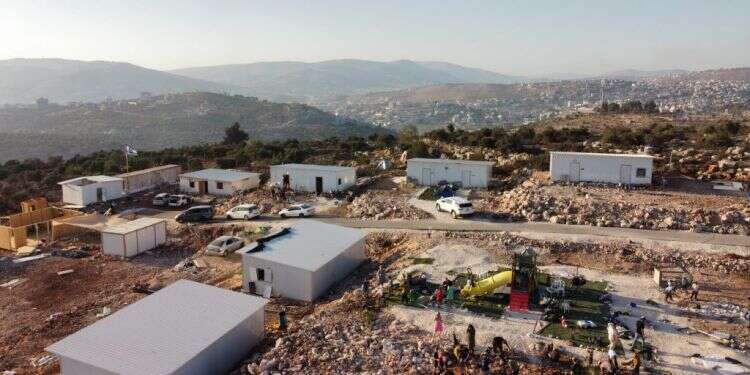 מתווה אביתר: התושבים יעזבו מרצון עד מחר בשעה 16:00