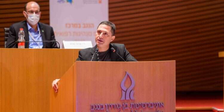 דנילוביץ' בנאומו בכנס