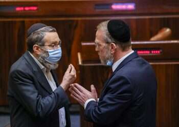 בקווי החזית החרדית מסתמנים סדקים