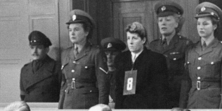 משפטה של קאפו בבית דין צבאי בהמבורג, 1947. צילום: AP גבולות הביטוי מול זוועות השואה: בעקבות כתביו של ק. צטניק