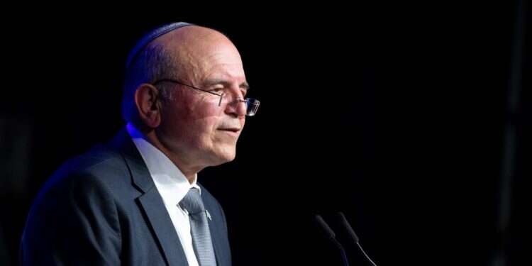 מאיר בן־שבת. צילום: אוליבייה פיטוסי, פלאש 90