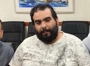 מור ג'נשווילי. צילום: באדיבות עיריית עכו עבר לינץ' בעכו וחזר לזירת האירוע עם השוטר שהציל את חייו