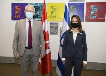 "ישראל יכולה לעזור": השרה פרקש־הכהן נפגשה עם שר החוץ הקנדי