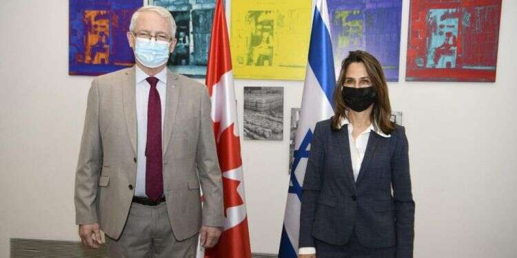 "ישראל יכולה לעזור": השרה פרקש־הכהן נפגשה עם שר החוץ הקנדי