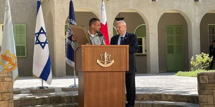 הרמטכ "אין שבטים אלא צבא אחד": צה"ל נפרד מהנשיא ריבלין