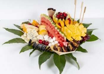 מתאמנים? למה מומלץ על אכילת פירות לפני ואחרי האימון ?