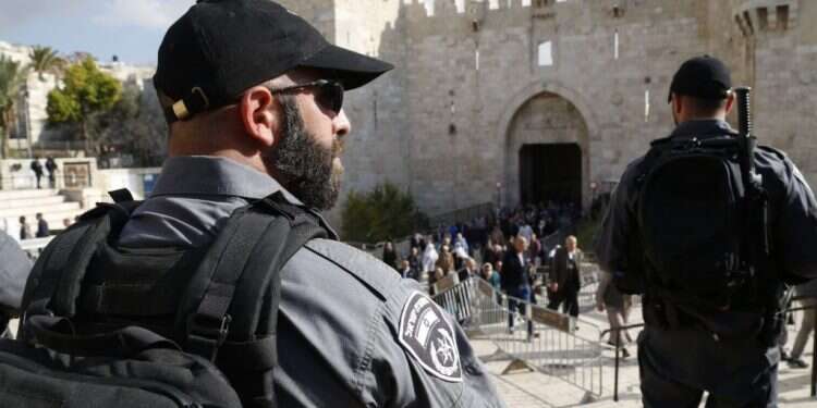 נערכים לקיץ: המשטרה מפרסמת כללי זהירות ל"בין הזמנים"