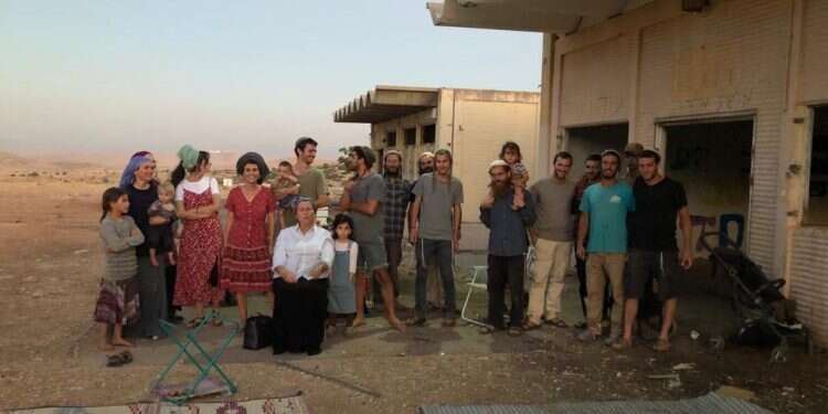 חברי גרעין התיישבות הותקפו, הצבא אישר שהות של לילה נוסף