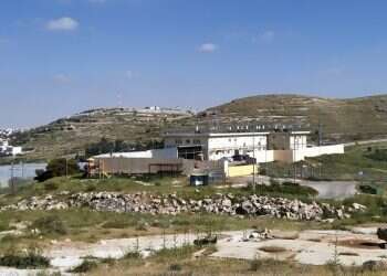 10 מעלות ימינה: הממשלה תפנה שבעה בתים באדוריים