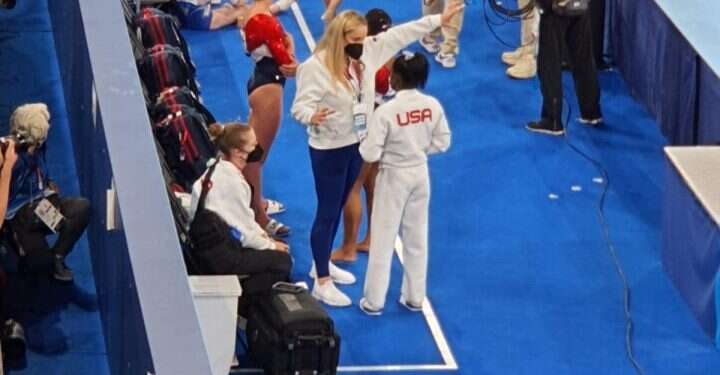 פרישה מפתיעה: המתעמלת האמריקנית המבטיחה עזבה את התחרות