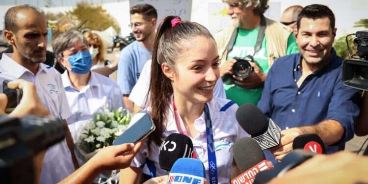 "איפה ואיפה": חברי המשלחת האולימפית חזרו לארץ והפרו את ההנחיות