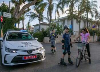 בלפור החדש: יממה עם המפגינים מחוץ לביתו של ראש הממשלה