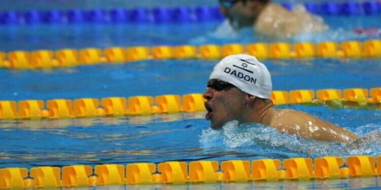 הישג ענק לשחיין הישראלי: מדליית זהב ושיא עולם במשחקים הפראלימפיים