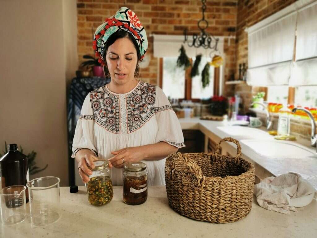 אני רק הצינור. שלומית כהן. צילום: מתניה טאוסיג