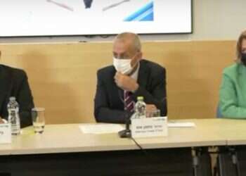 בנט: מעכשיו, החיסון השלישי אפשרי גם מגיל 12