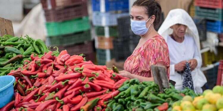 הרוע מנתק. החיבור מרפא